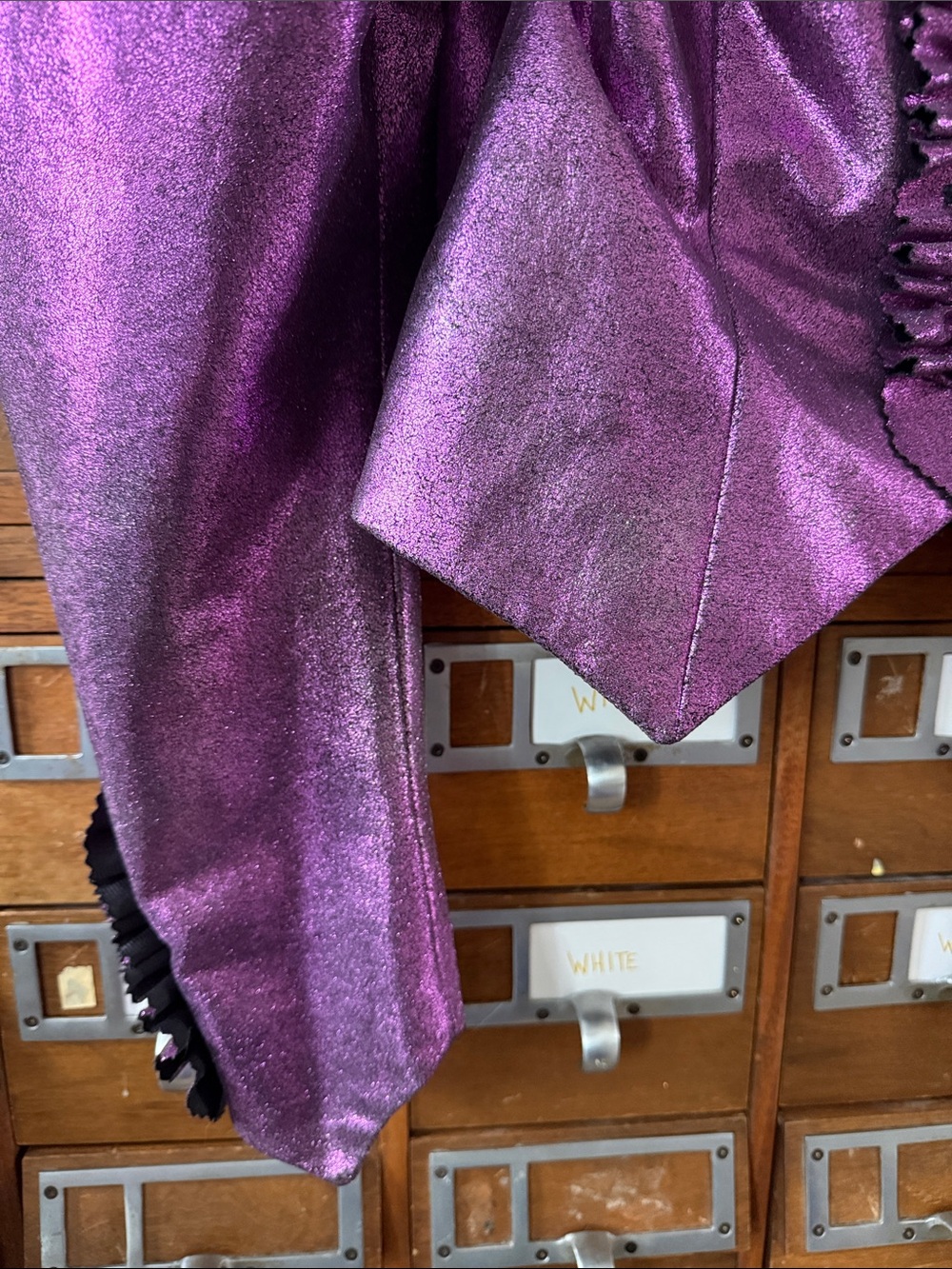 Purple Shiny Metallic Blazer Costume Cosplay Victorian - Picture 4 of 8